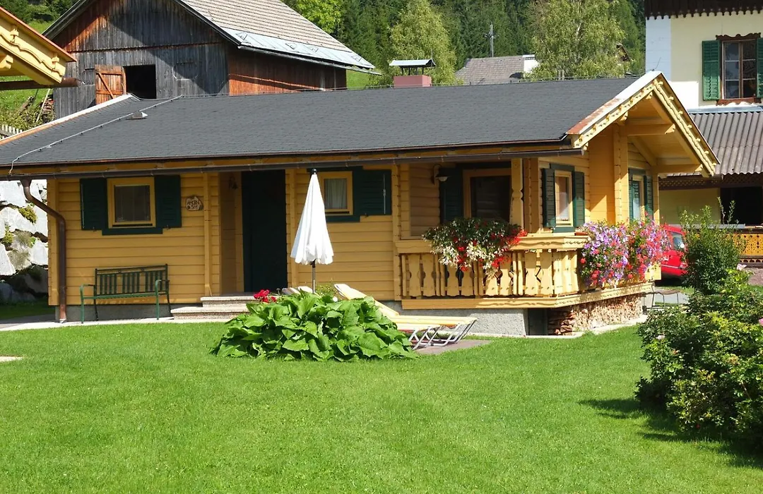 Regitnig GmbH - 4 Sterne Hotel und Chalets-1