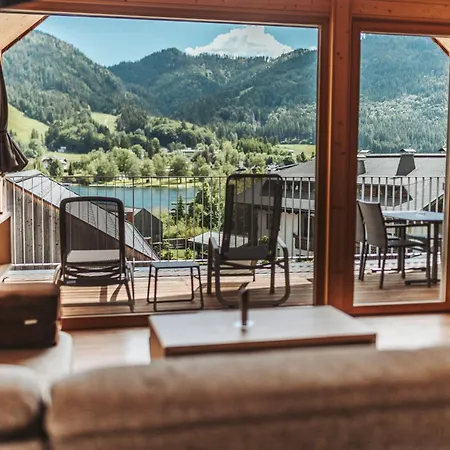 Regitnig GmbH - 4 Sterne Hotel und Chalets-2